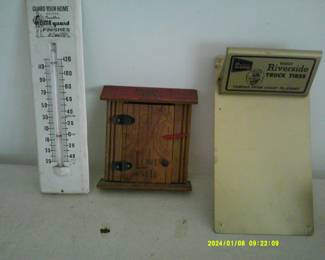 Advertising Thermometer Leave A Note Wooden Box