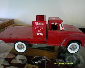 Vintage Structo Farm Truck