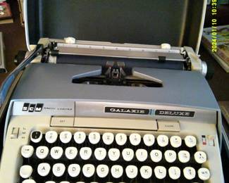 Smith Corona Galaxie Typewriter