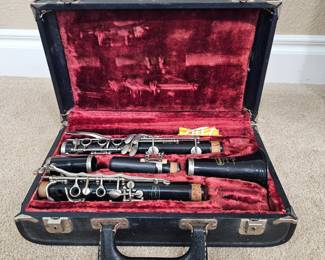 Lot #12 - Bundy Selmer Company Resonite Clarinet in Original Case with Red Velvet Interior