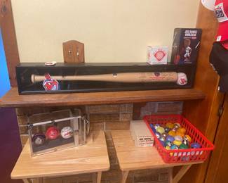 Cleveland Indians consecutive wins commemorative bat and ball