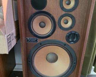 Kenwood KL Way Speaker System Pair second image