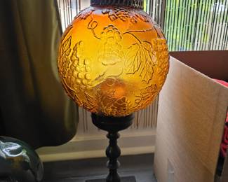 Amber Glass Grape Motif Table Lamp