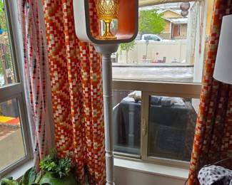 Amber Glass in Crown Pedestal