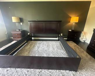 King bedframe