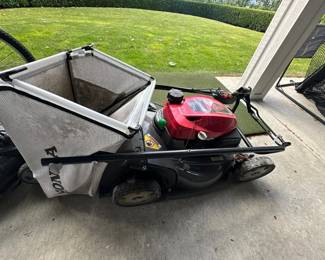 Honda lawn mower