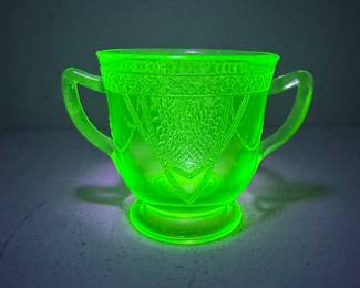 1930s uranium sugar bowl