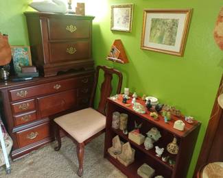 Bedroom furniture and decor