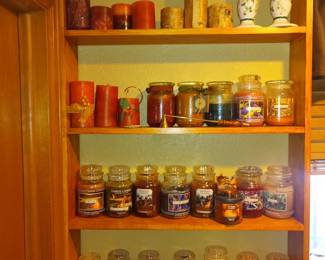 So many yankee candles