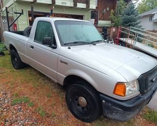 Truck, with ladder rails