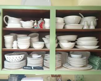 Pfaltzgraff dishes set