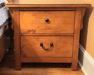 Arts & Craft style 2 Side tables/nightstands, matches Chest/Dresser