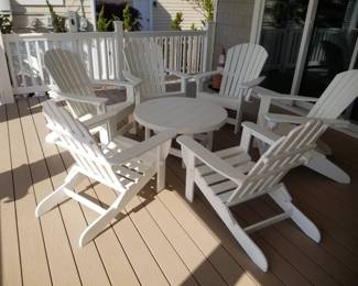 Polywood and other resin patio furniture