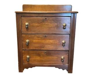 Chest Of Drawers With Brass Dangle Knobs