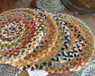 Braided table mats 