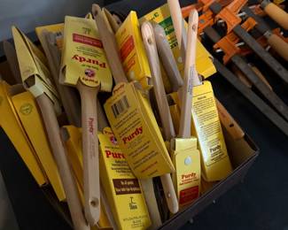 LOTS of PURDY paint brushes  ** NEW** 