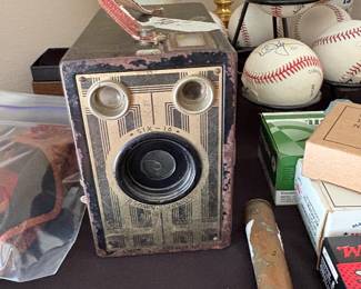 Vintage Kodak Brownie 1950’s Box Camera 