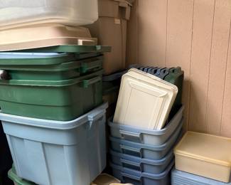 LOTS of tubs 