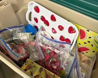 Strawberry theme items 