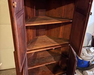 Inside of the corner cabinet. ( 2 pieces )