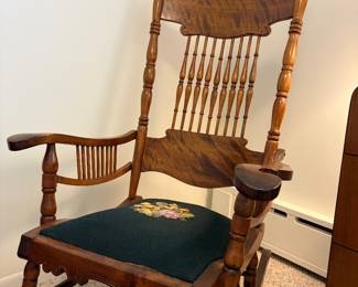 BEAUTIFUL ANTIQUE ROCKING CHAIR WITH NEEDLEPOINT SEA