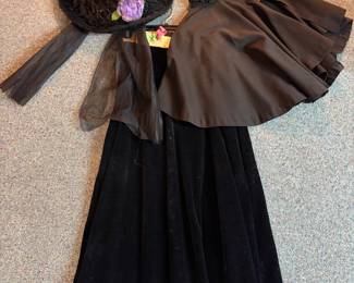 VICTORIAN MOURNING OUTFIT - SKIRT, CAPELET & HAT. 