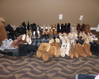 Women's shoes sizes 7-8.5