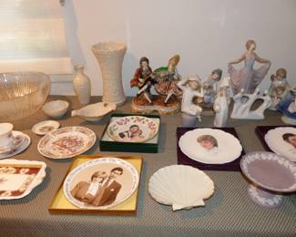Lladro figurines, assorted bric-a-brac