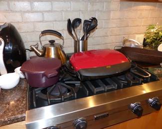 Assorted Kitchenware