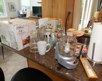 Assorted Kitchenware