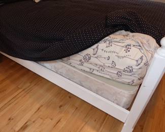 Full size mattress & boxspring