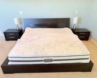8 KasalaSonomaModernKingBedroomSetGraphiteFinishwMattress