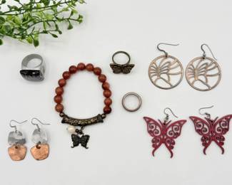 54 MixofJewelryEarringsBraceletRings