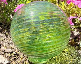 94 HandBlownArtGlassGardenOrb