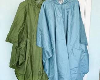 59 OutdoorUnisexRainPonchos