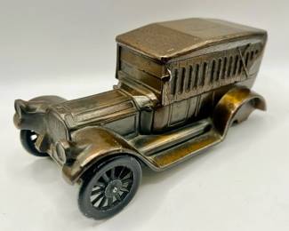 Bank with Coins — Vintage Die-Cast 1917 Pierce Arrow Touring Car