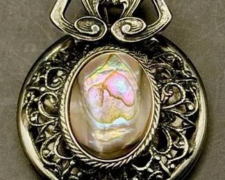 Gorgeous Vintage Necklace Pendant
