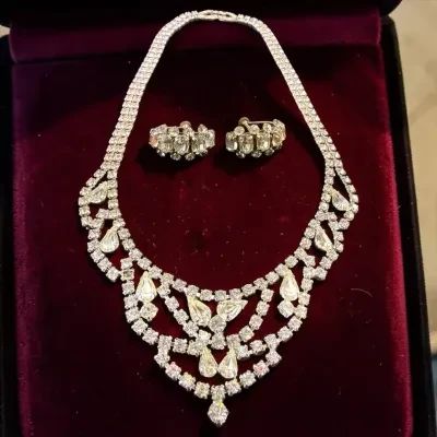 Collectible Costume Jewelry