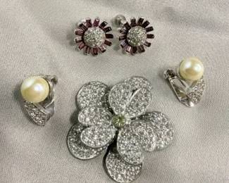 Collectible Costume Jewelry