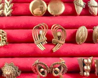 Collectible Costume Jewelry