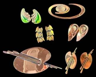 Collectible Costume Jewelry