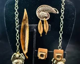 Collectible Costume Jewelry