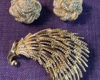 Collectible Costume Jewelry