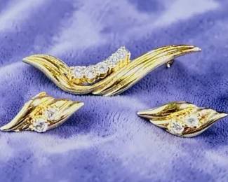 Collectible Costume Jewelry