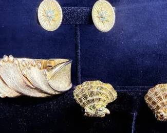 Collectible Costume Jewelry