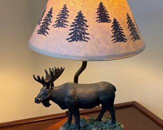 MOOSE RUSTIC LAMP 
