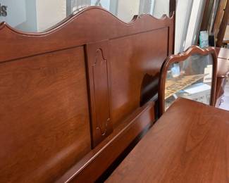 VINTAGE WALNUT BASSETT BEDROOM SET INCLUDING CHEST, DRESSER WITH MIRROR, HEADBOARD/FOOTBOARD AND NIGHTSTANDS!