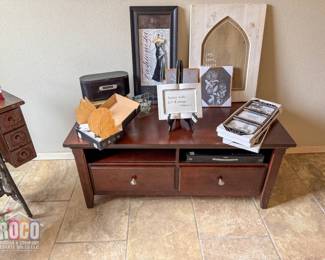 Please join Roman and Company for a Mother’s Day weekend residential estate tag sale on Saturday, May 9, 2026 8A-2P and Sunday, May 10, 2026 9A-2P at 14418 Miguel Terrazas Drive, EPTX 79938 (East side). Items include: 2 LR sets, 2 DR sets, multiple bedroom sets, housewares, decor, holiday items, jewelry, Kimball Queen Anne style piano, laptops, clothes, shoes, electric wheelchair, yard and garden items and more!  Celebrate Mother’s Day weekend with us! Free ROCO Bucks for the first 20 Moms!  Images available at www.rocoestatesales.com    WHERE: 14418 Miguel Terrazas Drive, EPTX 79938 WHEN: SAT 05/09/26 8A-2P and SUN 05/10/26 9A-2P  No prices offered prior to sale date.&nbsp;  Please bring assistance to load large and/or heavy items.  Credit cards accepted with minimum $20.00 purchase.  We look forward to seeing you at the sale!