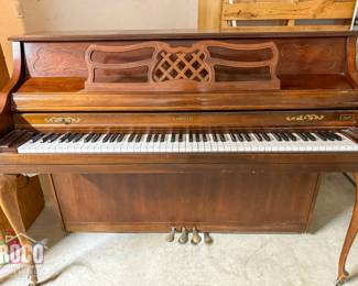 Please join Roman and Company for a Mother’s Day weekend residential estate tag sale on Saturday, May 9, 2026 8A-2P and Sunday, May 10, 2026 9A-2P at 14418 Miguel Terrazas Drive, EPTX 79938 (East side). Items include: 2 LR sets, 2 DR sets, multiple bedroom sets, housewares, decor, holiday items, jewelry, Kimball Queen Anne style piano, laptops, clothes, shoes, electric wheelchair, yard and garden items and more!  Celebrate Mother’s Day weekend with us! Free ROCO Bucks for the first 20 Moms!  Images available at www.rocoestatesales.com    WHERE: 14418 Miguel Terrazas Drive, EPTX 79938 WHEN: SAT 05/09/26 8A-2P and SUN 05/10/26 9A-2P  No prices offered prior to sale date.&nbsp;  Please bring assistance to load large and/or heavy items.  Credit cards accepted with minimum $20.00 purchase.  We look forward to seeing you at the sale!