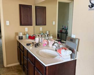 Please join Roman and Company for a Mother’s Day weekend residential estate tag sale on Saturday, May 9, 2026 8A-2P and Sunday, May 10, 2026 9A-2P at 14418 Miguel Terrazas Drive, EPTX 79938 (East side). Items include: 2 LR sets, 2 DR sets, multiple bedroom sets, housewares, decor, holiday items, jewelry, Kimball Queen Anne style piano, laptops, clothes, shoes, electric wheelchair, yard and garden items and more!  Celebrate Mother’s Day weekend with us! Free ROCO Bucks for the first 20 Moms!  Images available at www.rocoestatesales.com    WHERE: 14418 Miguel Terrazas Drive, EPTX 79938 WHEN: SAT 05/09/26 8A-2P and SUN 05/10/26 9A-2P  No prices offered prior to sale date.&nbsp;  Please bring assistance to load large and/or heavy items.  Credit cards accepted with minimum $20.00 purchase.  We look forward to seeing you at the sale!